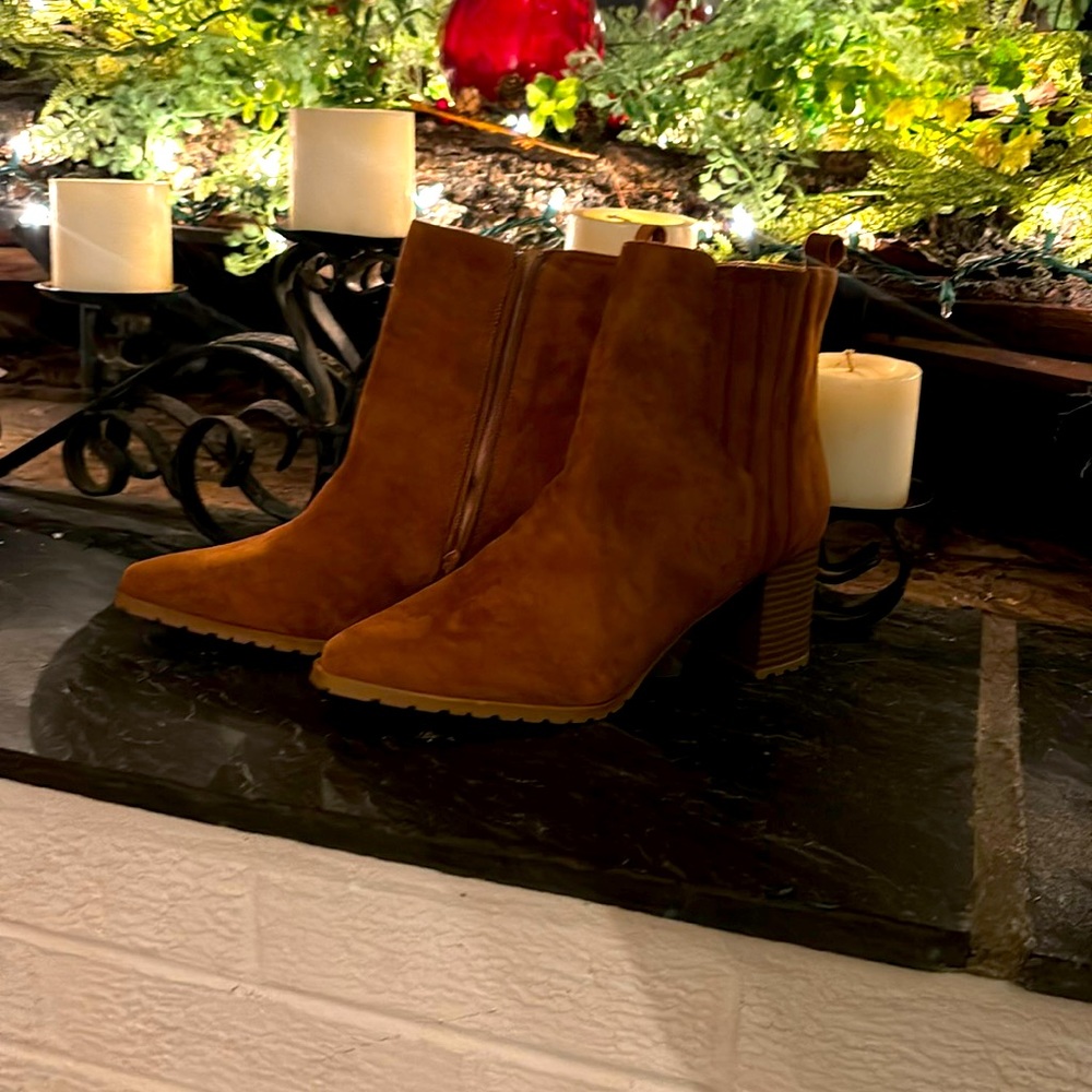 Maurices Suede  brown boots; new